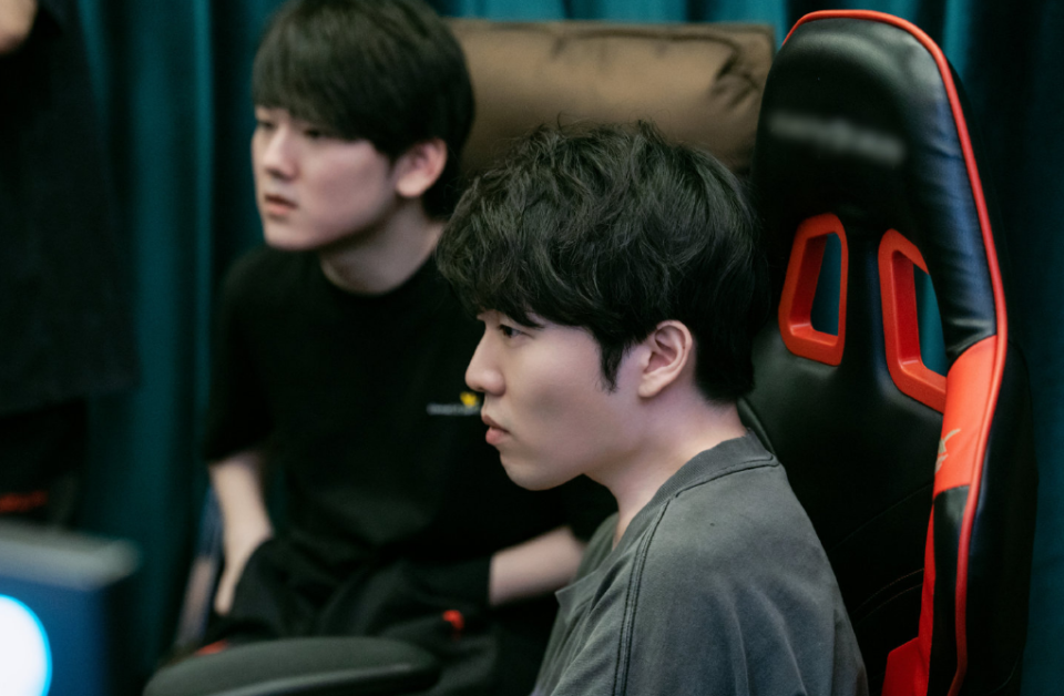 WBG横扫NS，Uzi单局斩获MVP焦点之战半决赛，留下经典瞬间