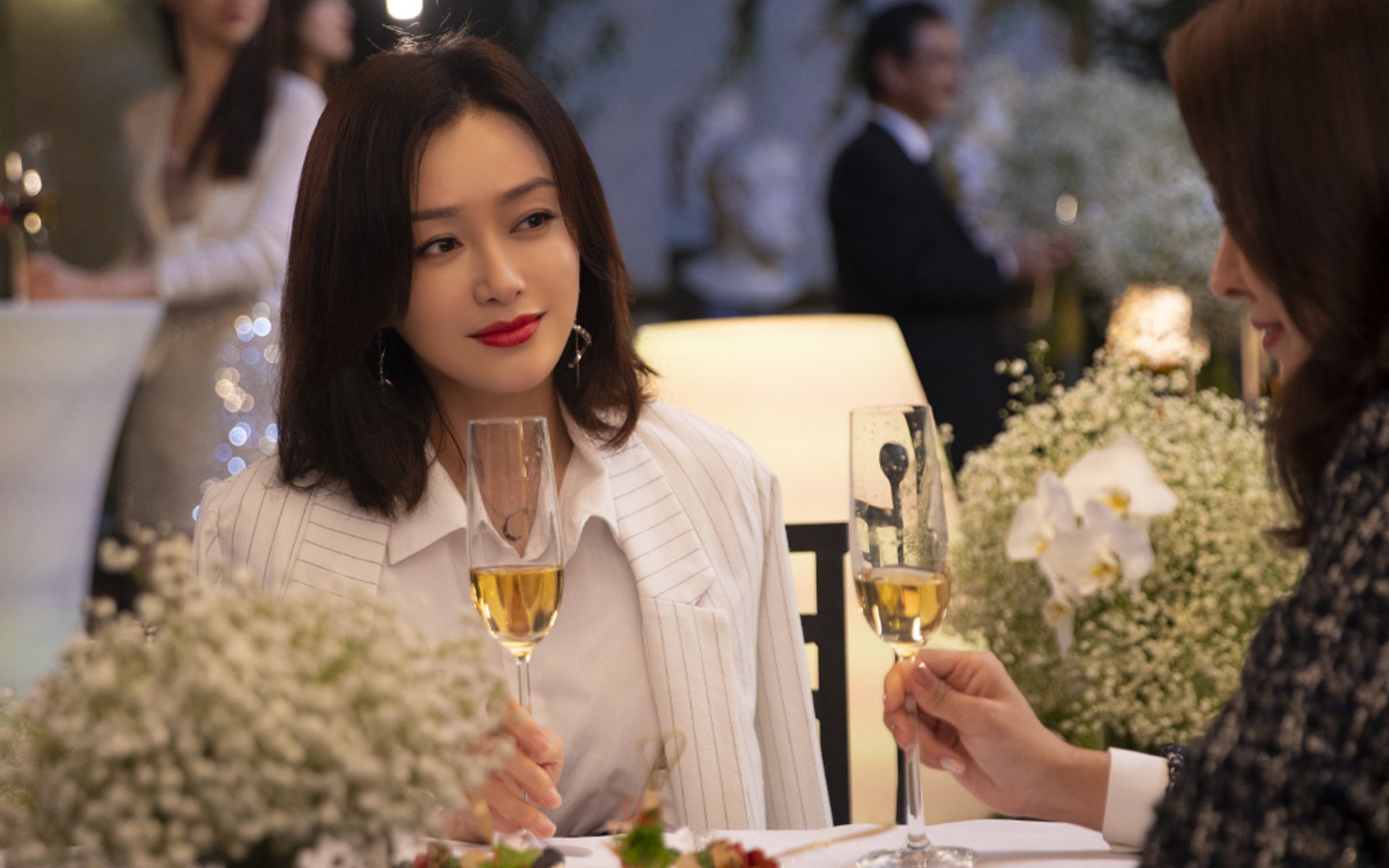 开云下载-英格拉姆末节一剑封喉！爵士加时险胜国王，新星蜕变为关键先生