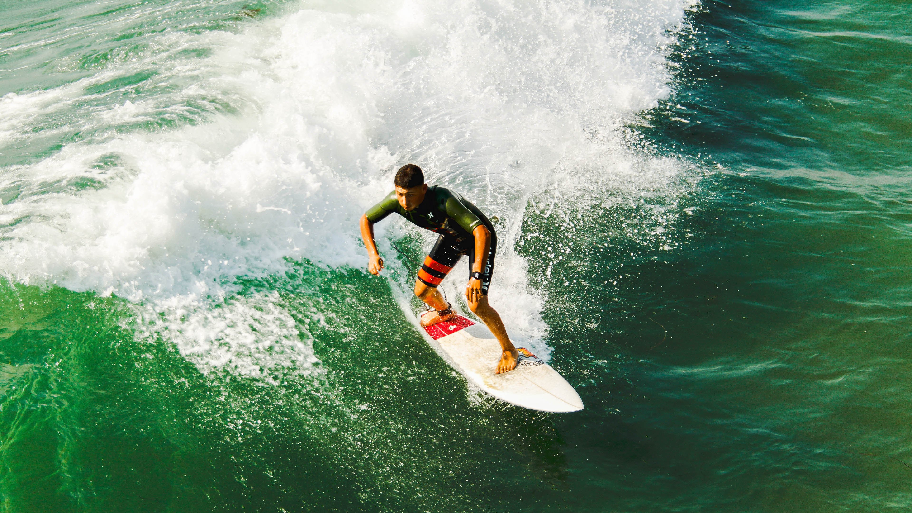欧冠半决赛焦点战,加拿大轻取智利?当平行宇宙的足球剧本照进现实